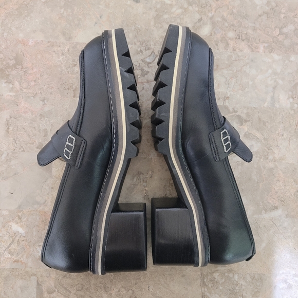 Bernardo 7.5 Black Leather Selma Lug Sole Platform Heeled Loafer Academia - Picture 7 of 10